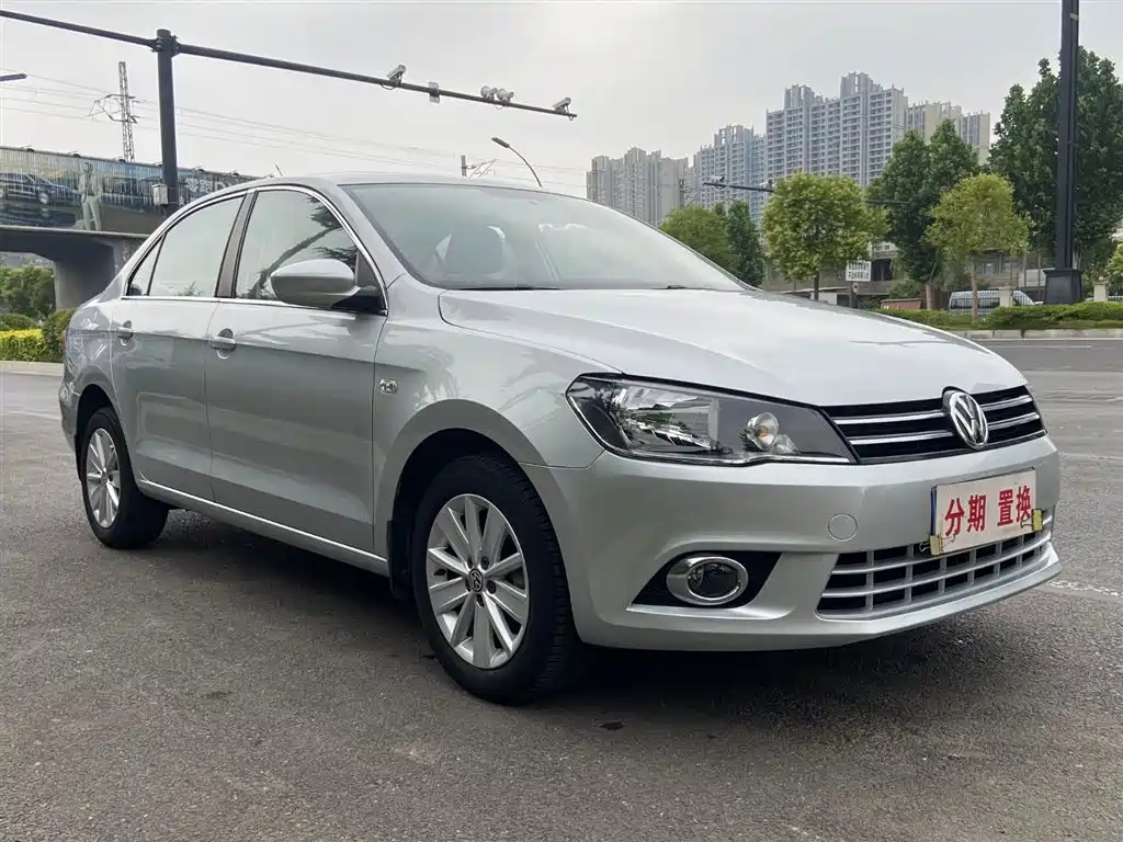Volkswagen Jetta 2015 1.4L Manual Comfort фото 3