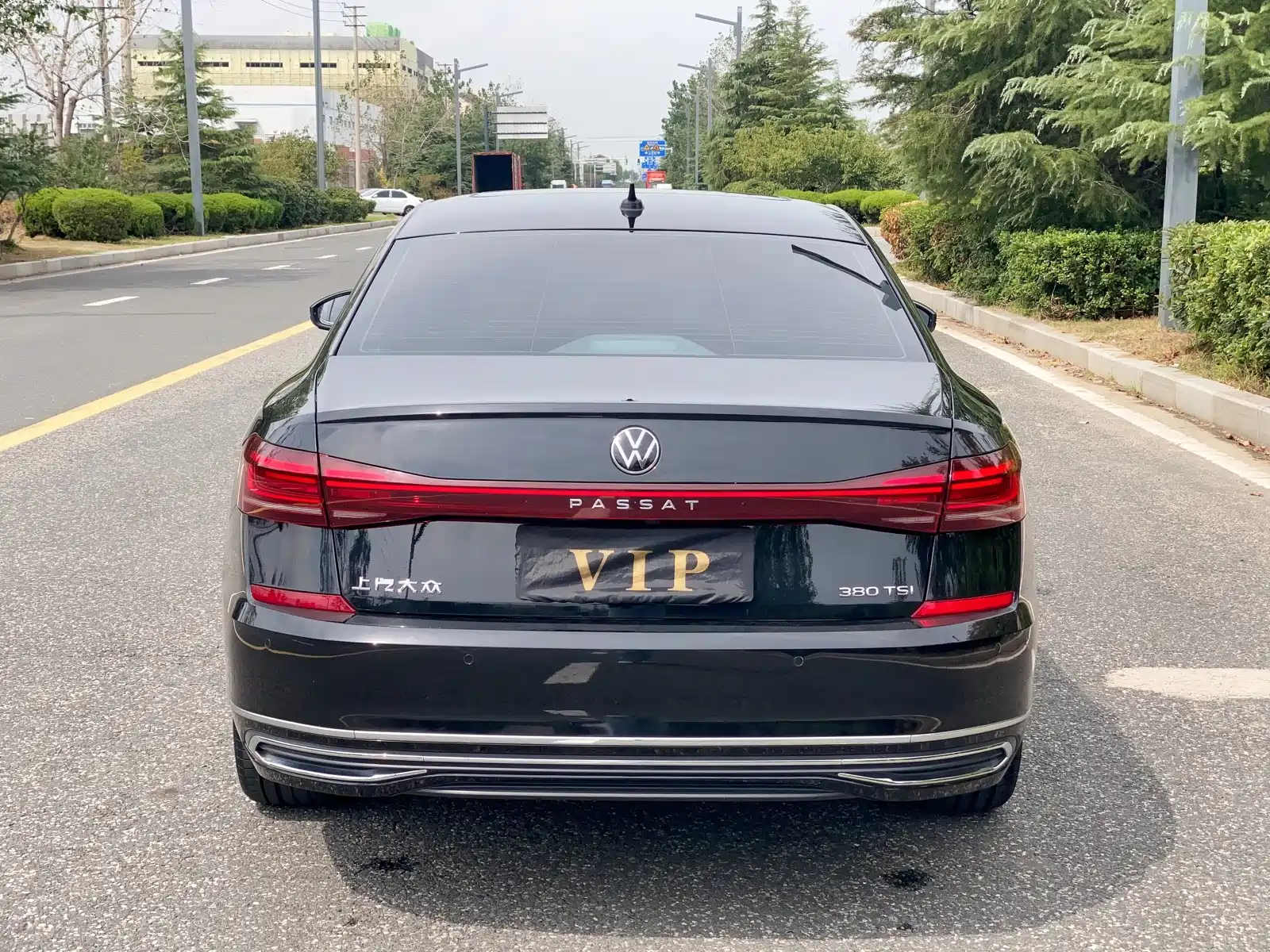 Фото 6 - Volkswagen Passat