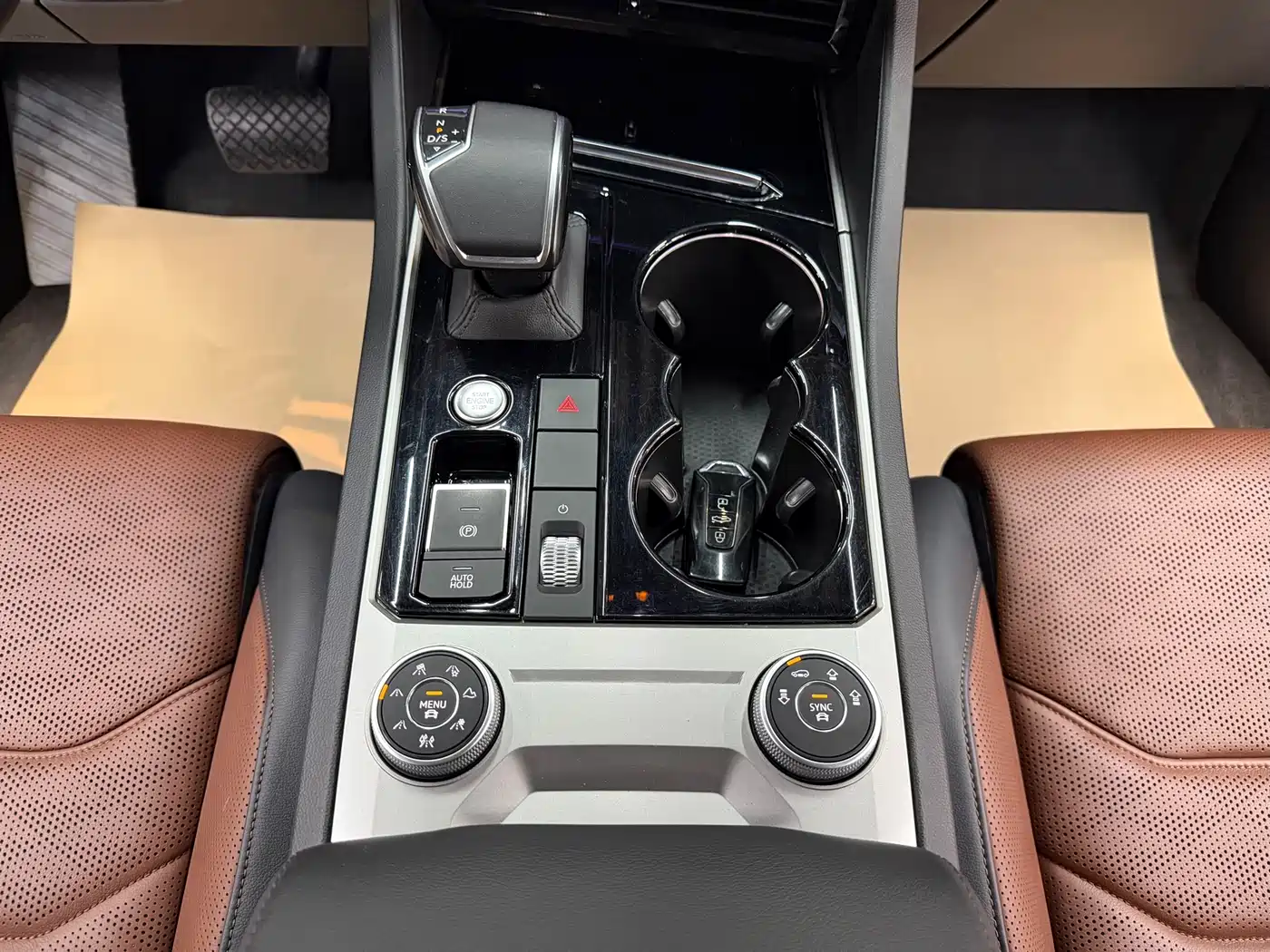 Volkswagen Touareg 2019 3.0TSI Sharp Intelligence Edition China VI фото 18