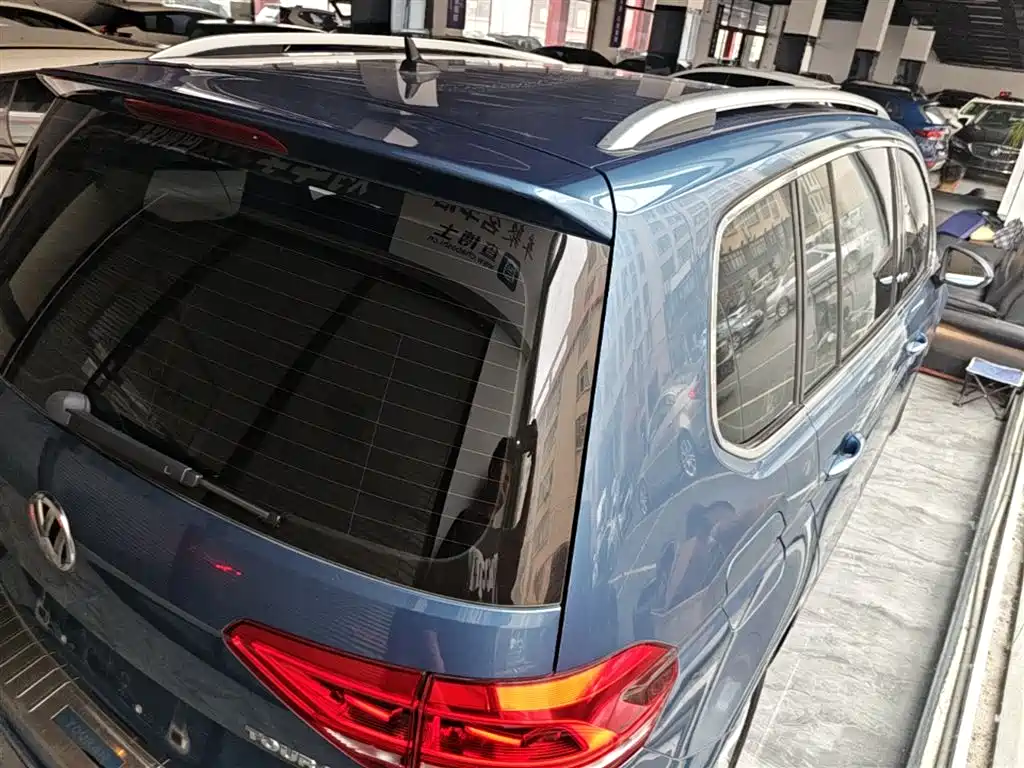 Volkswagen Touran 2016 Touran L 280TSI DSG Comfortline фото 7
