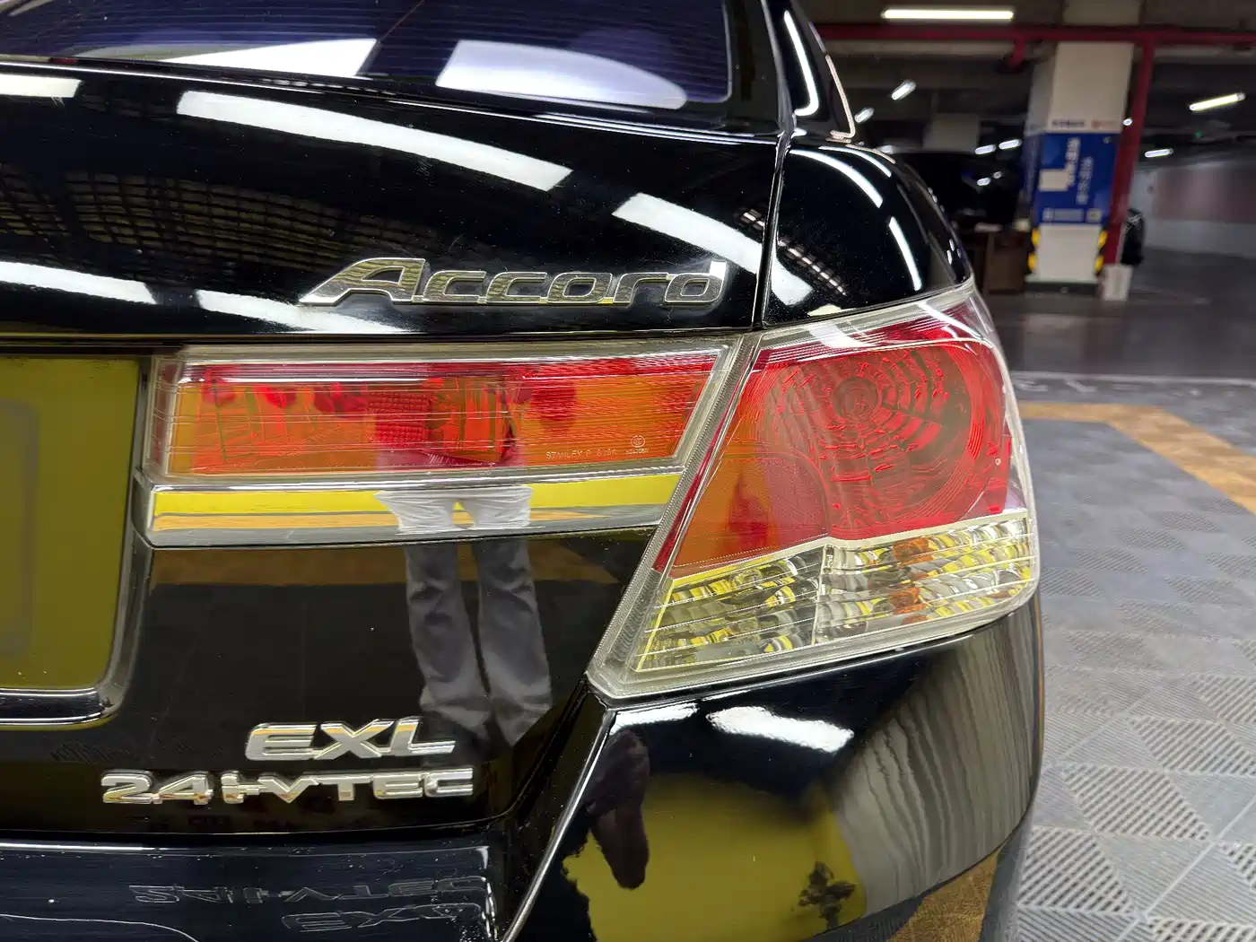 Фото 10 - Honda Accord