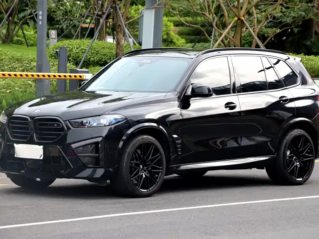  BMW BMW X5 M 2023 Model X5 M Thunder Edition