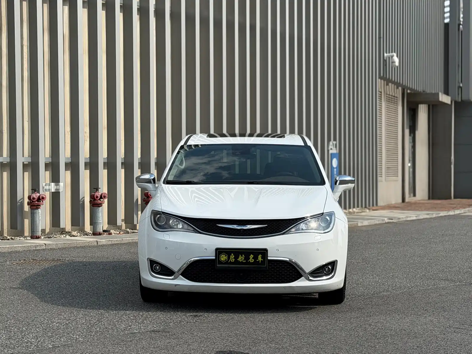 Фото 2 - Chrysler Pacifica
