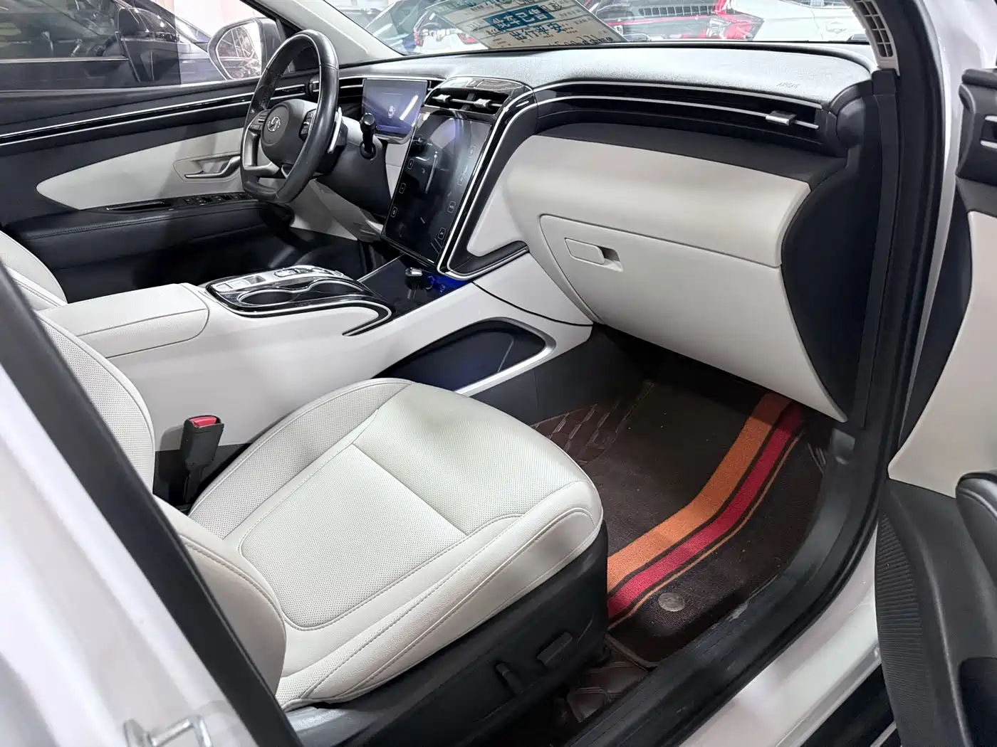 Hyundai Tucson 2022 Tucson L 1.5T DCT 20th Anniversary N Line фото 20