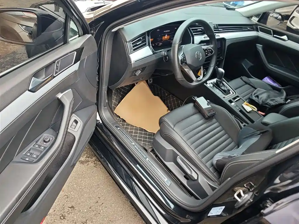 Volkswagen Magotan 2023 2 Million Units Commemorative Edition 280TSI DSG Comfort фото 16
