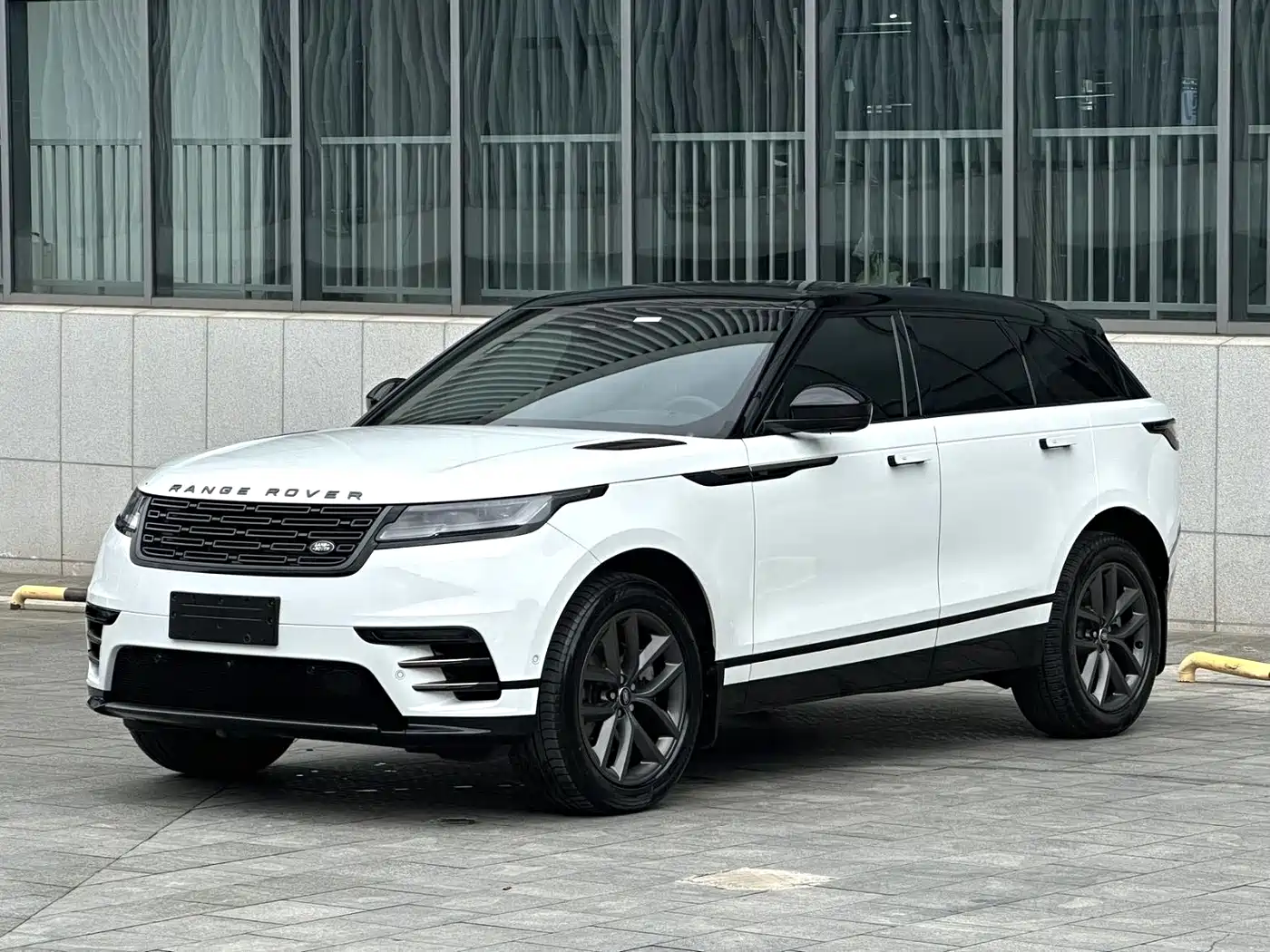 Land Rover Range Rover Velar 2023 2024 Dynamic SE