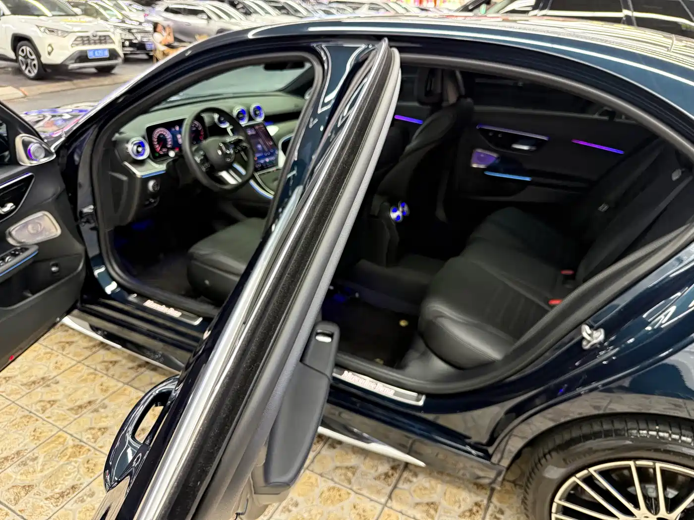 Mercedes-Benz C-Class 2025 Facelift C 260 L Sport Edition фото 22