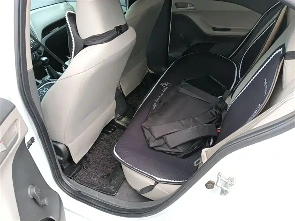 Chevrolet Sail 2015 Sail 3 1.3L Manual Cozy Edition фото 17