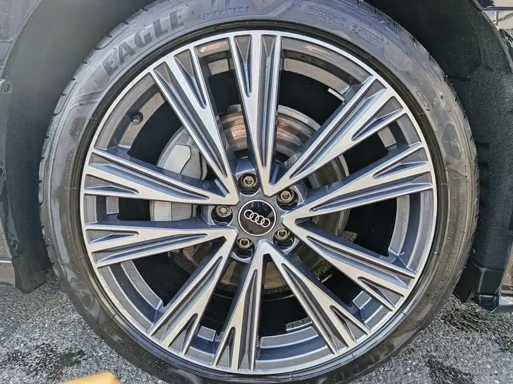 Audi A6L 2024 45 TFSI quattro Premium Dynamic фото 13