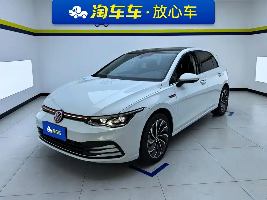 Фото 1 - Volkswagen Golf
