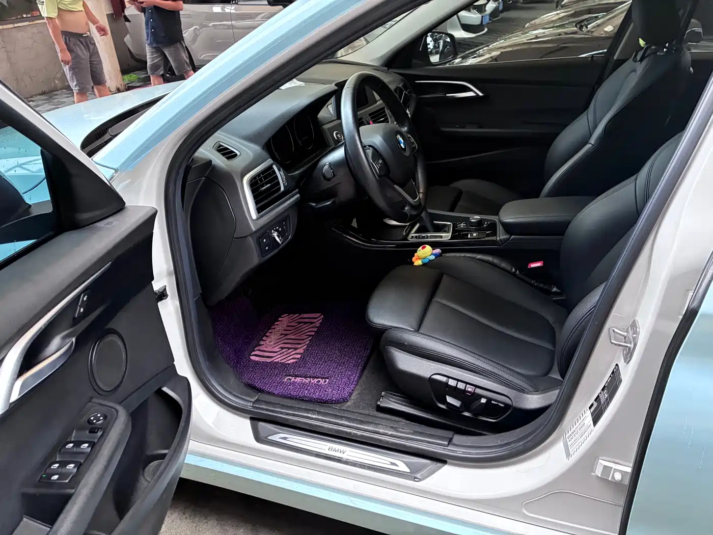 BMW 1 Series 2018 118i Sport Edition фото 9