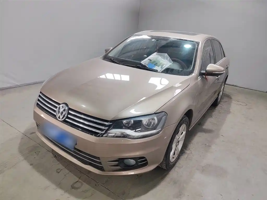 Volkswagen Bora 2014 1.6L Manual Comfort Edition фото 2