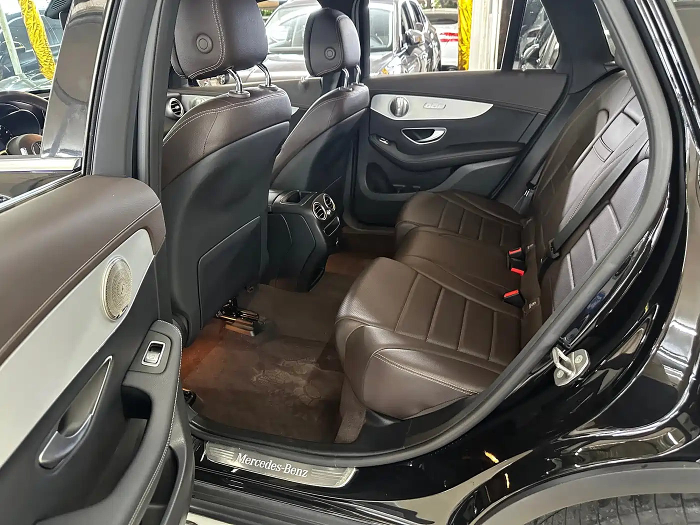 Mercedes-Benz GLC 2022 Facelift II GLC 260 L 4MATIC Sport Model фото 8