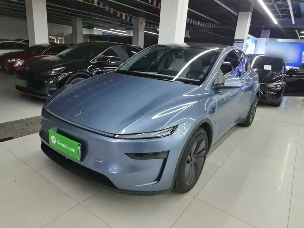 Tesla Model Y 2025 — пригон из Китая