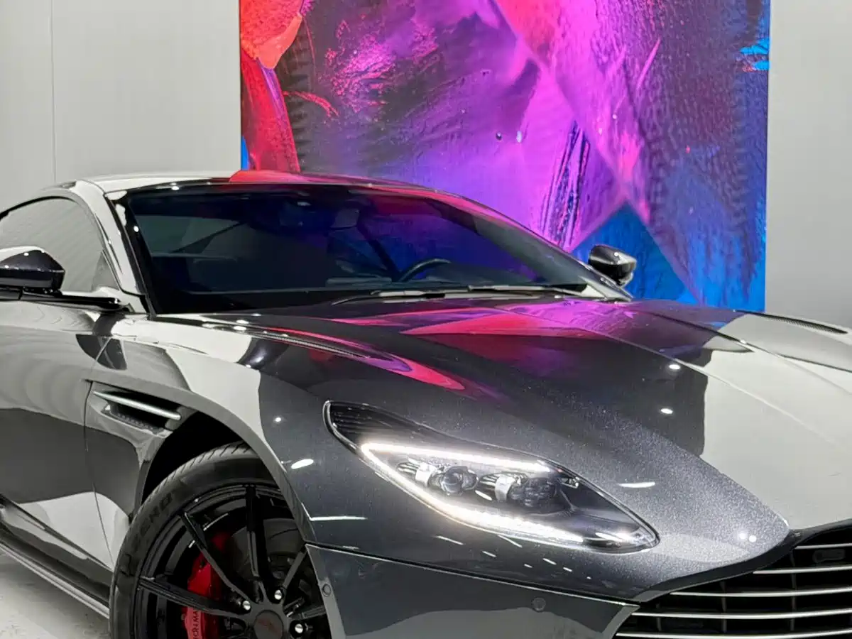 Aston Martin DB11 2020 2019 Model 4.0T V8 Coupe