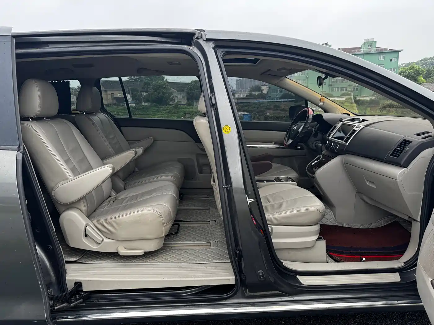 Mazda 8 2011 2011 2.3L Ultimate