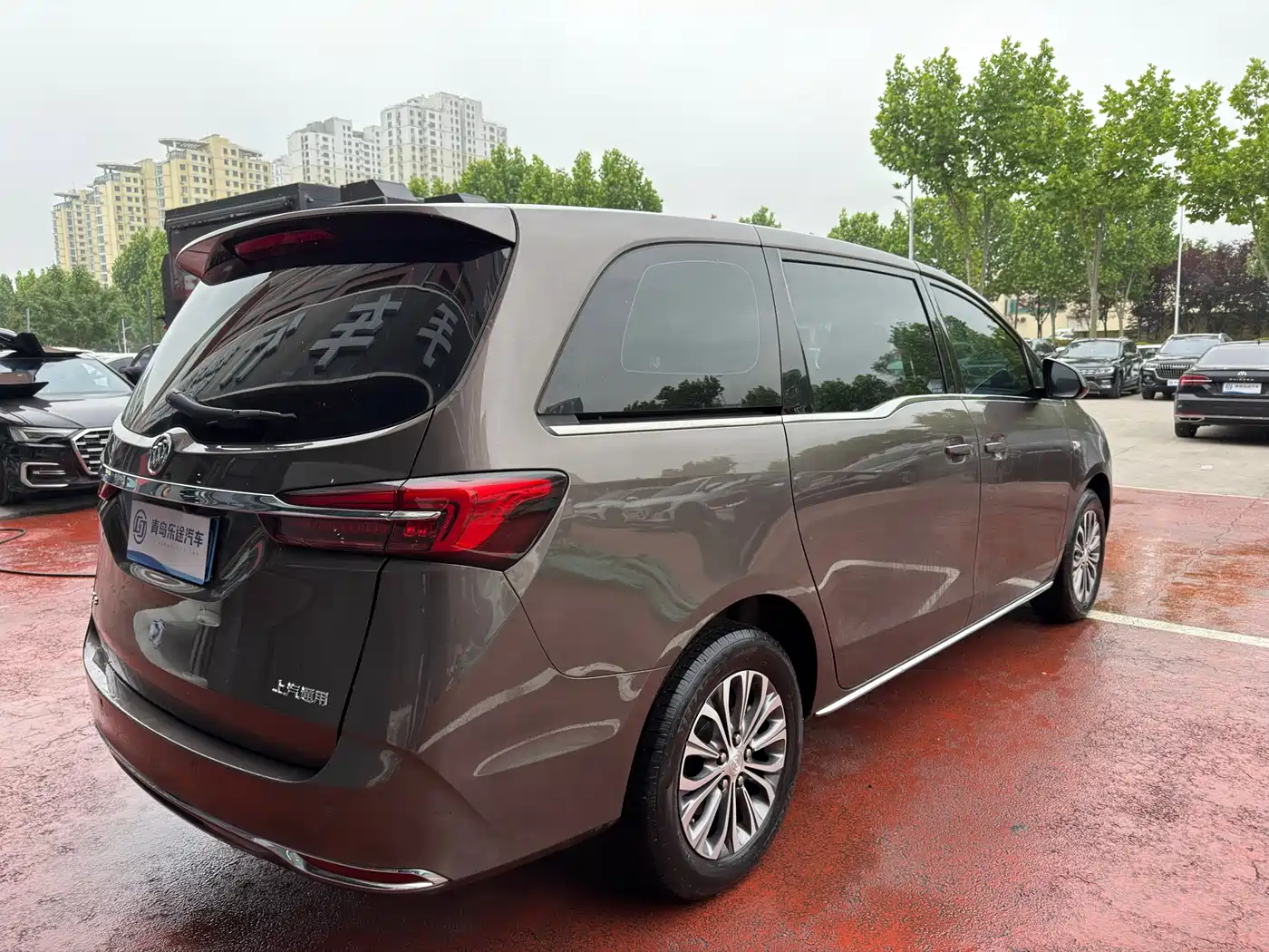 BUICK GL8