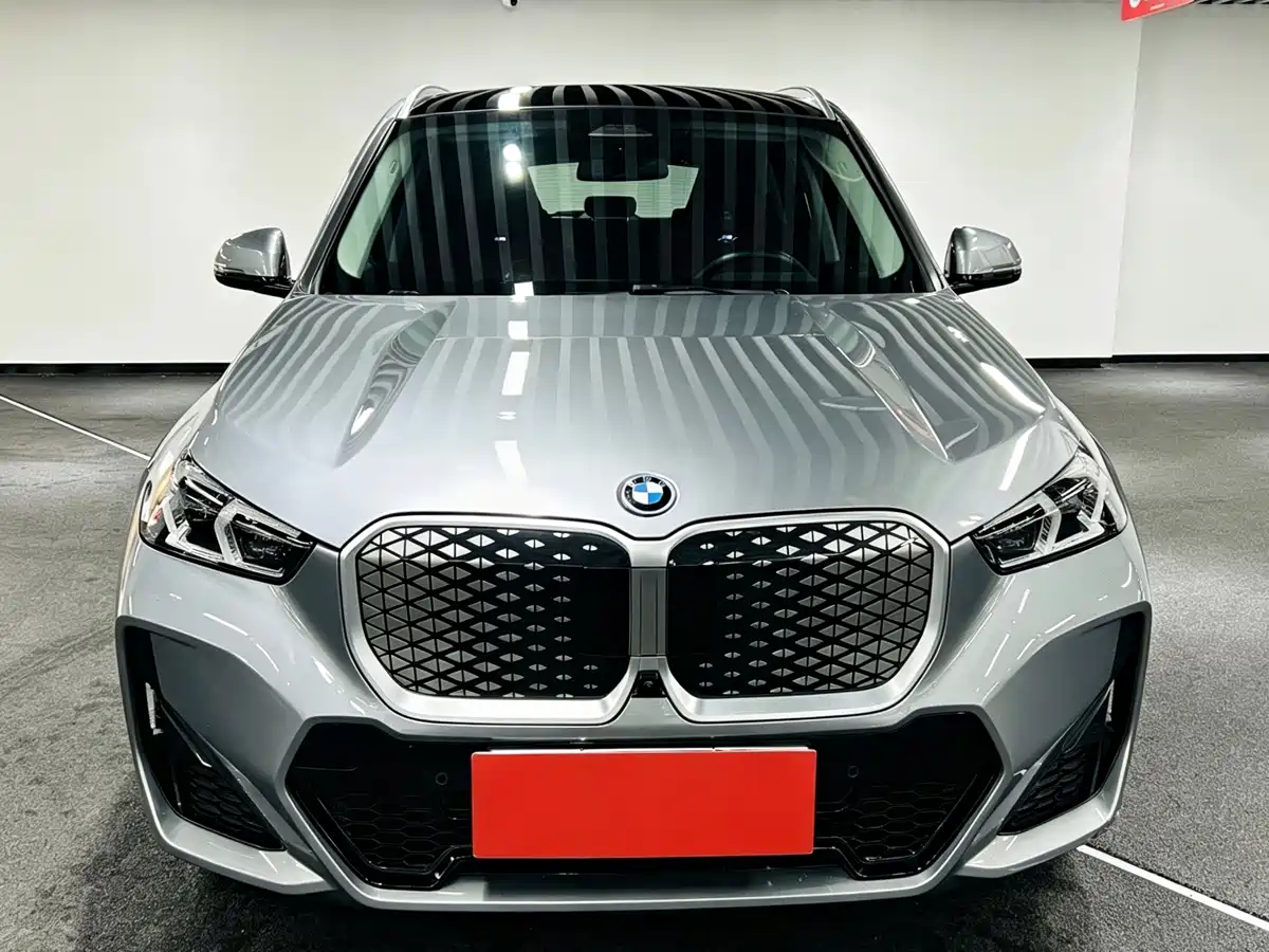 BMW iX1 2023 xDrive30L M Sport Package фото 2