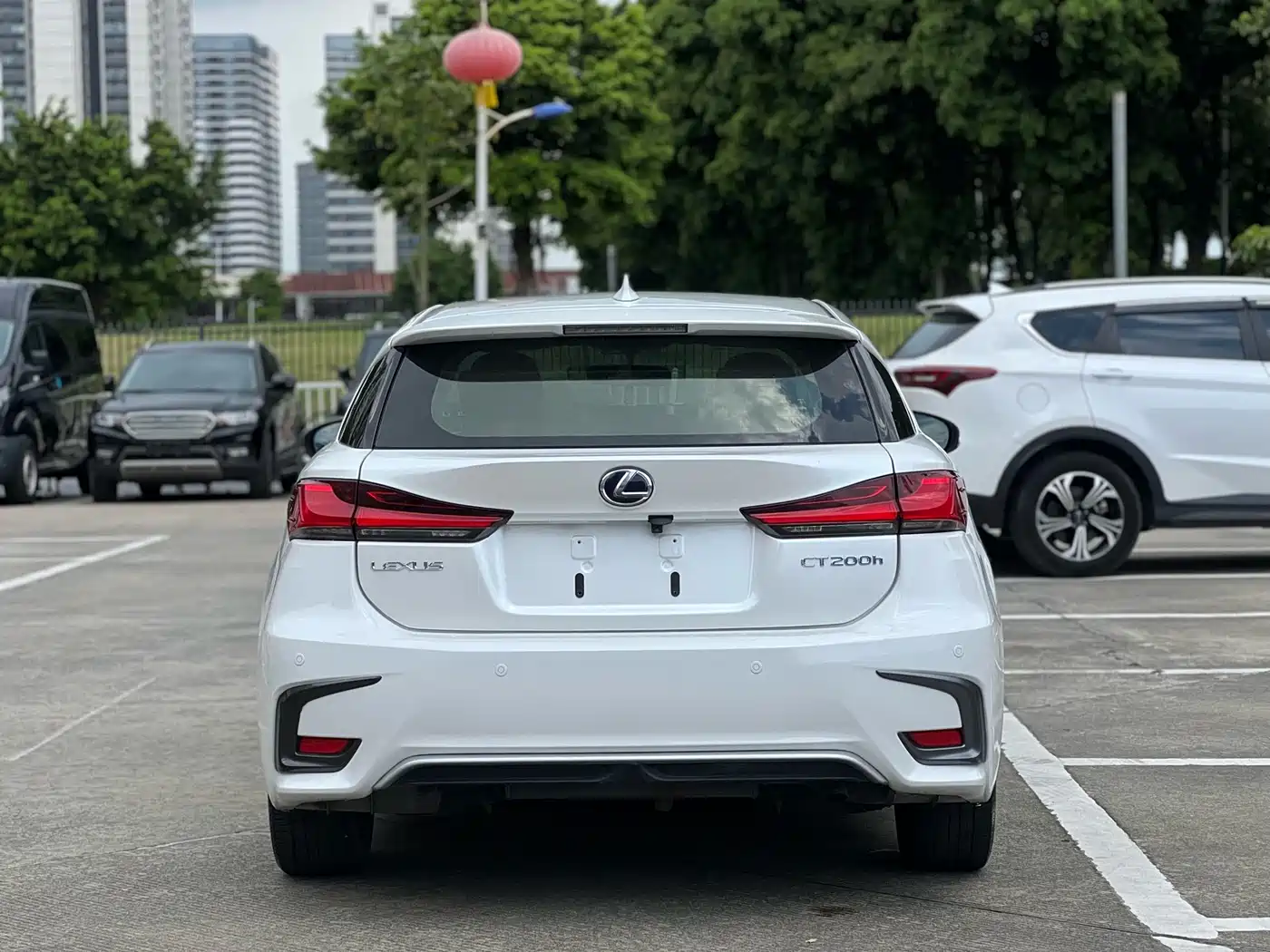 Lexus CT 2020 2017 CT200h Elite Edition Monochrome China V