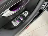 Photo 9 - Mercedes-Benz E-Class