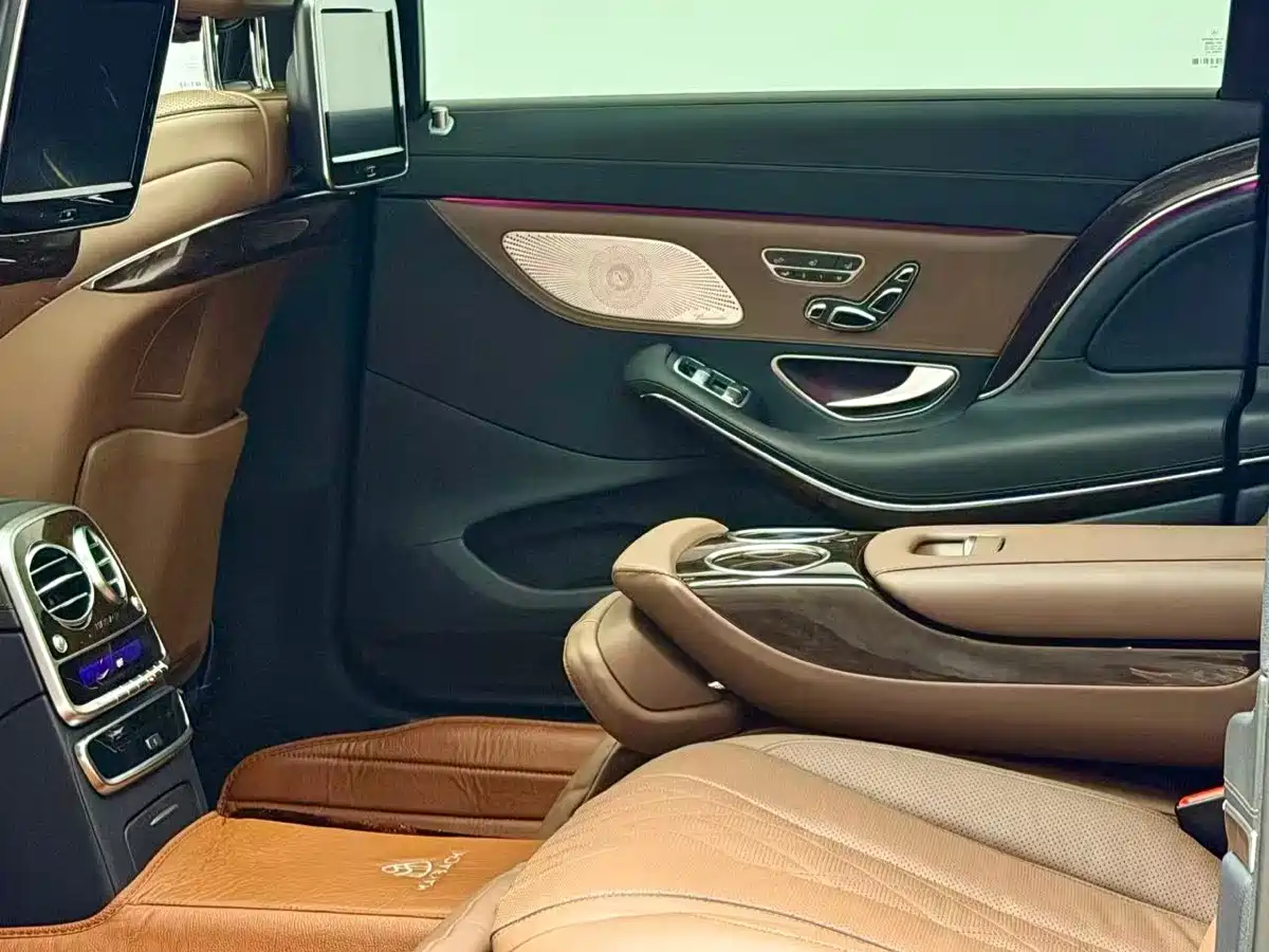 Mercedes-Benz Maybach S-Class 2016 S 400 4MATIC фото 15