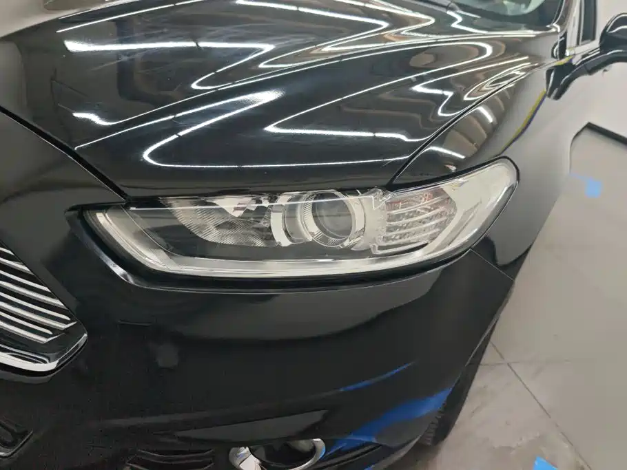 Фото 5 - Ford Mondeo