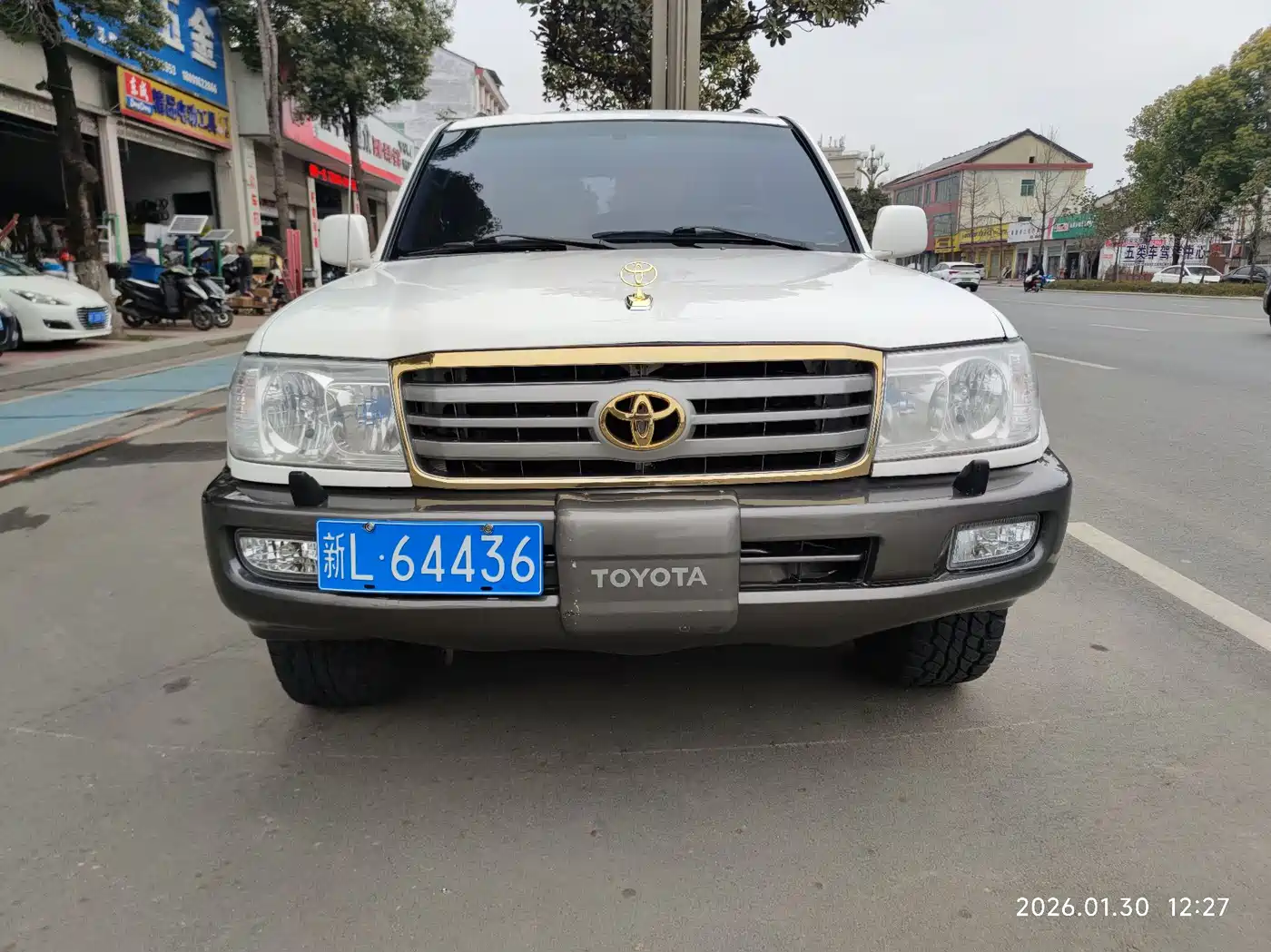 Toyota Land Cruiser 2005 Model 4.7L Automatic VX-R Luxury DVD Edition фото 5