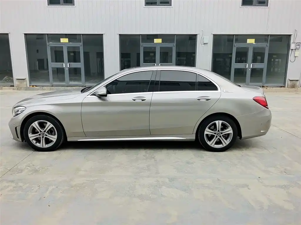 Mercedes-Benz C-Class 2019 Facelift C 260 L Sport фото 21