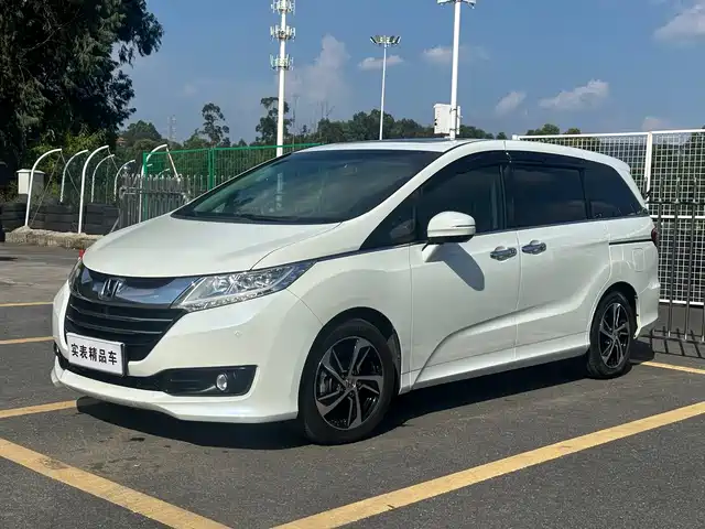 Honda Odyssey 2017 2.4L Ultimate Edition — фото 1