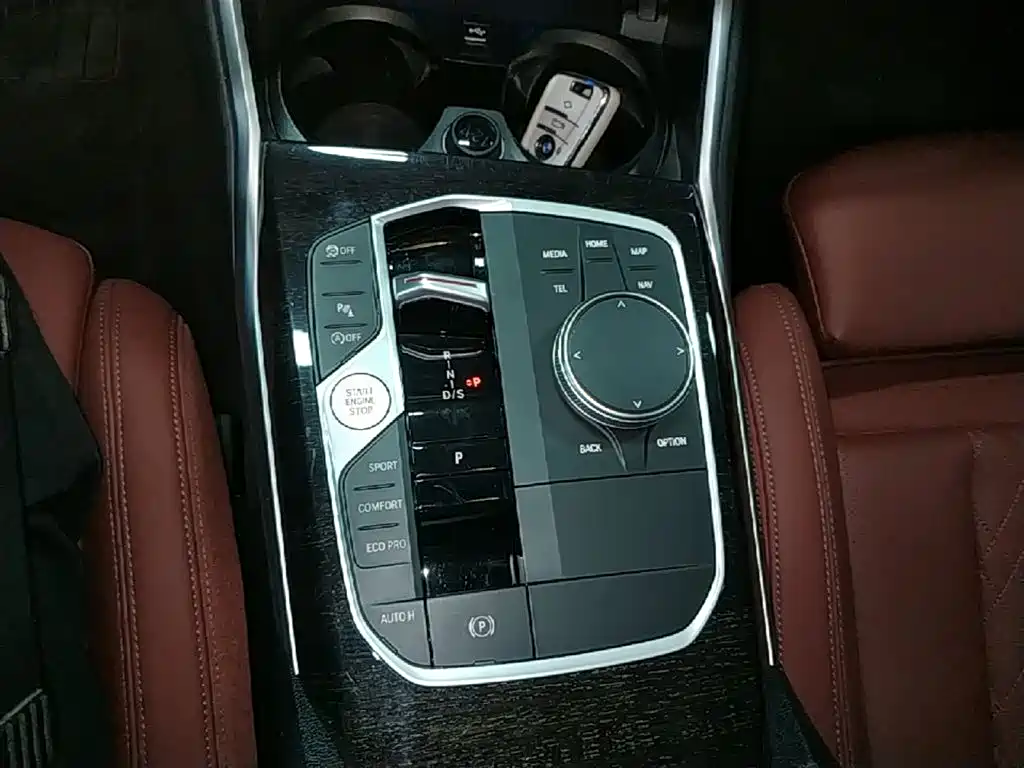 BMW 3 Series 2024 325Li M Sport Package фото 14