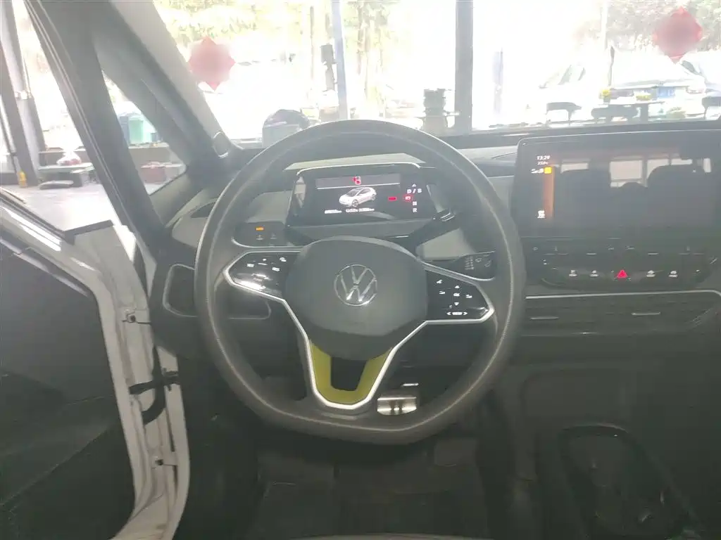Volkswagen ID.3 2023 Upgraded Pure Intelligence Edition фото 11
