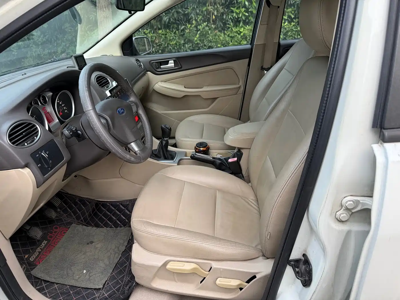 Photo 4 - Ford Focus