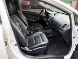Фото 9 - Kia K3