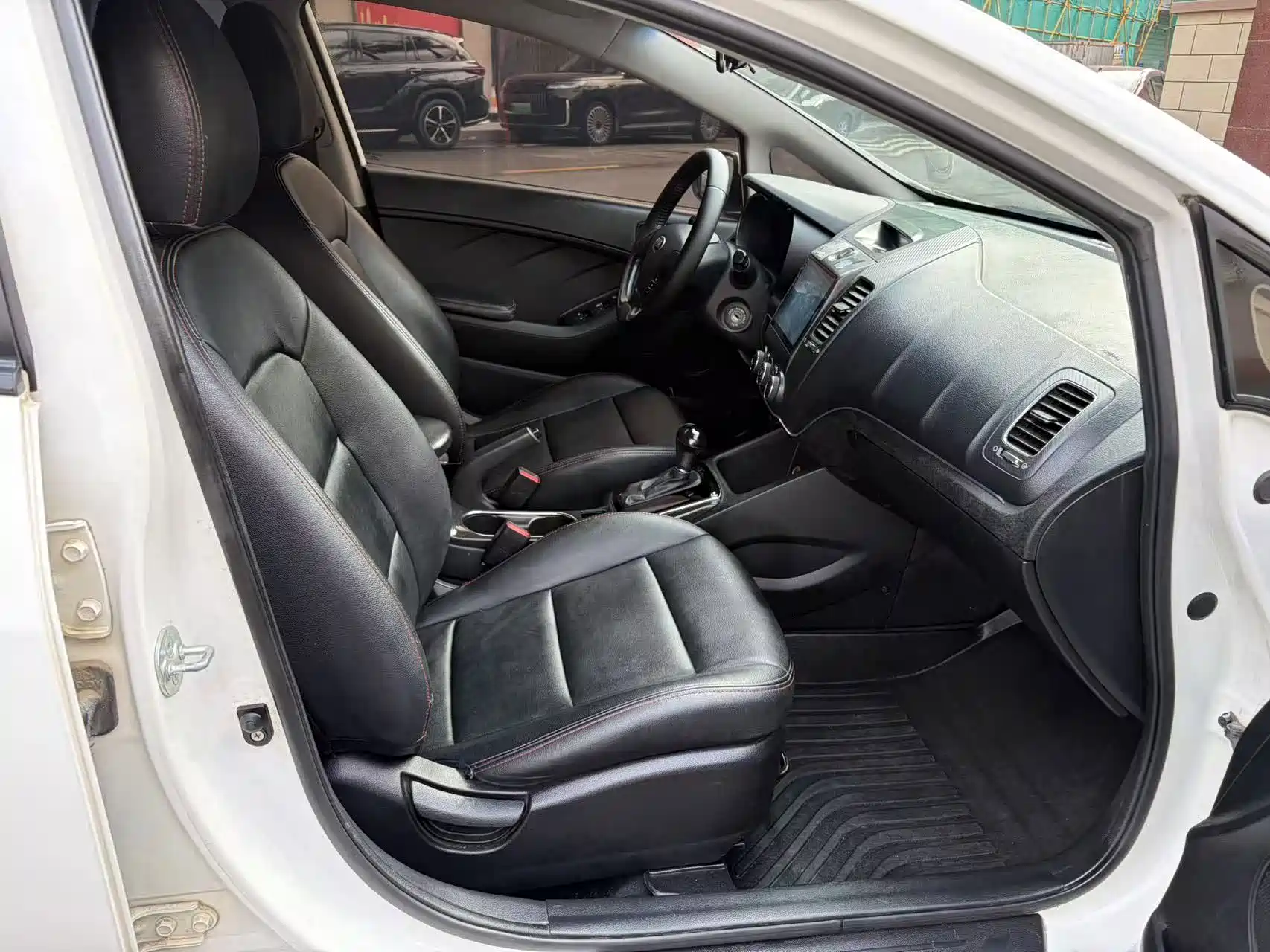 Фото 9 - Kia K3