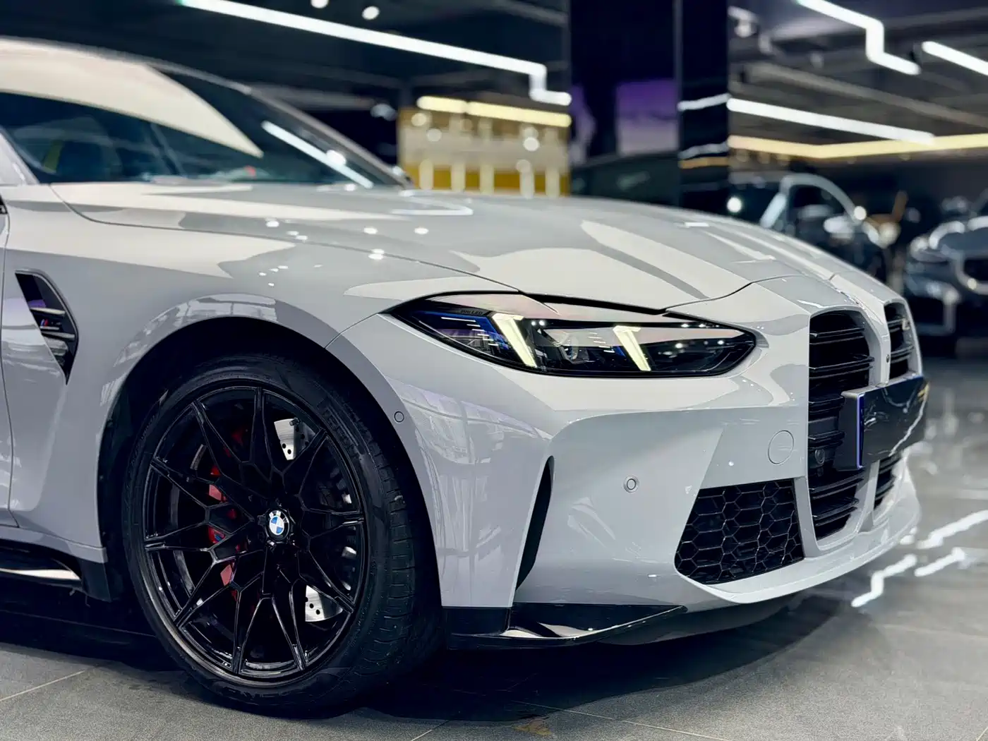 BMW M3 2024 M3 Sedan M xDrive Competition фото 4