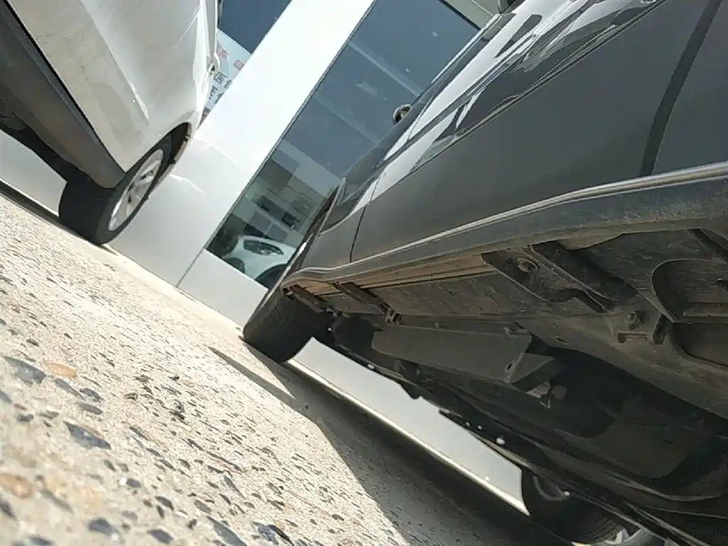 Buick Envision Plus 2019 20T FWD Luxury Model China VI фото 21