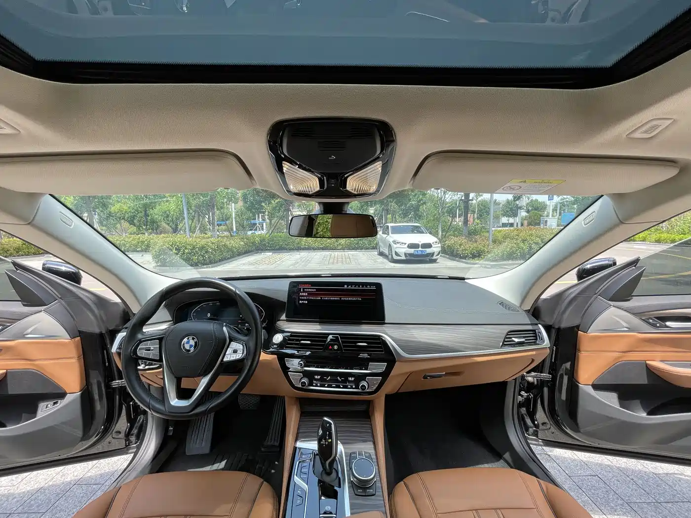 BMW 6 Series GT 2022 Model 630i Luxury Design Package фото 6