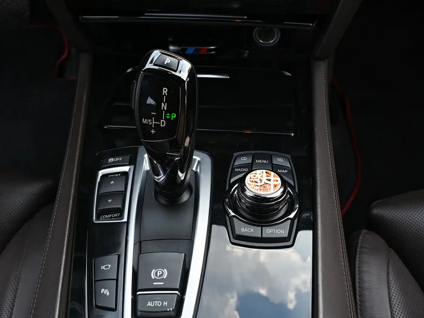 Фото 15 - BMW 7 Series