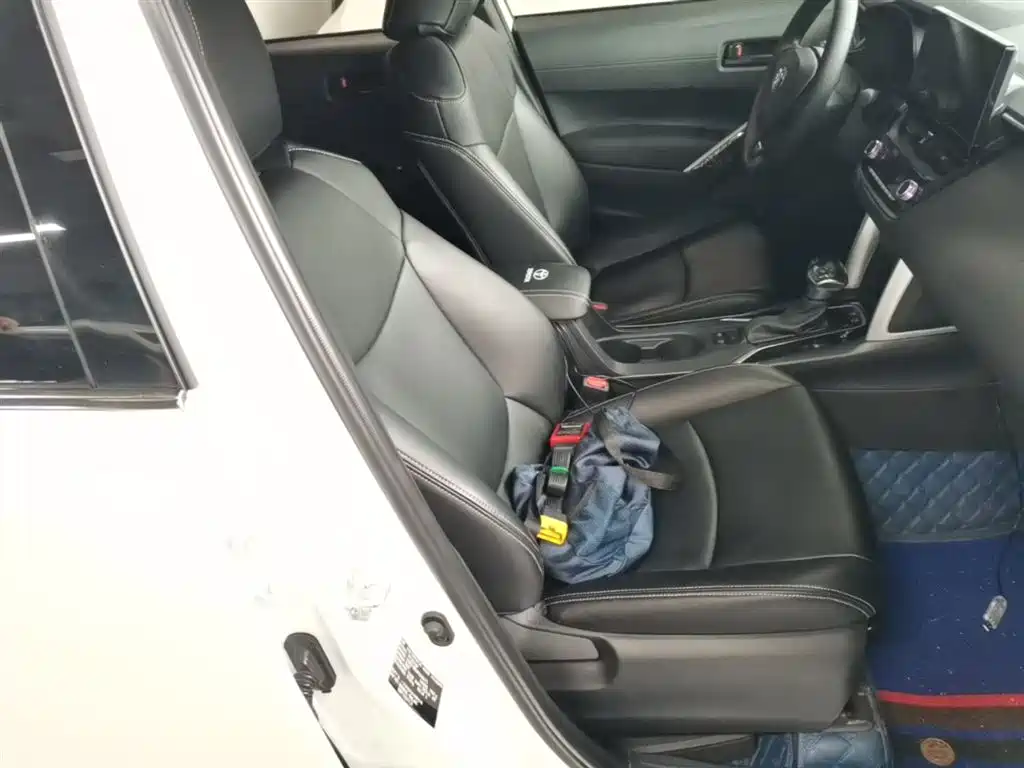Toyota Corolla Cross 2023 2.0L Elite Edition фото 20