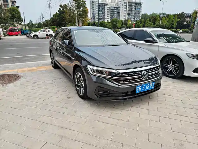 Volkswagen Sagitar 2024 300TSI DSG Surpass Edition
