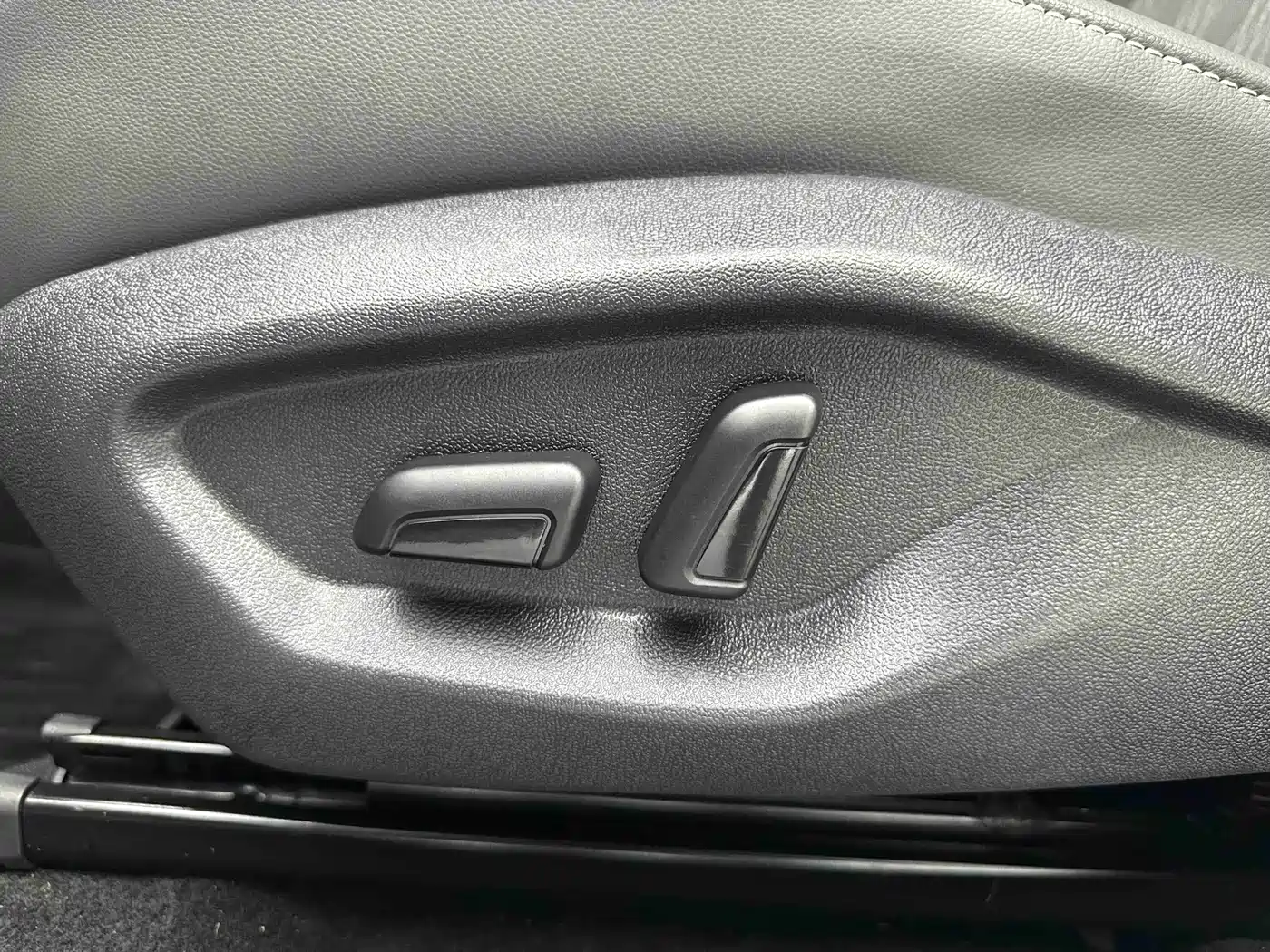 Фото 11 - Volkswagen T-Cross