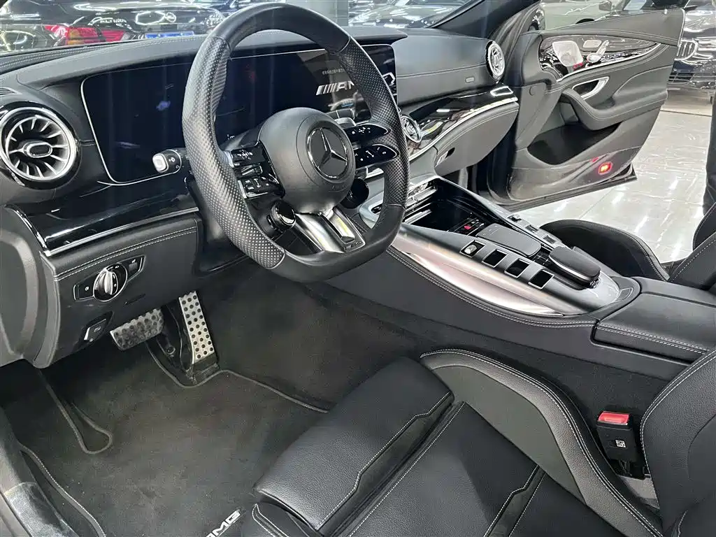 MERCEDES-BENZ AMG GT