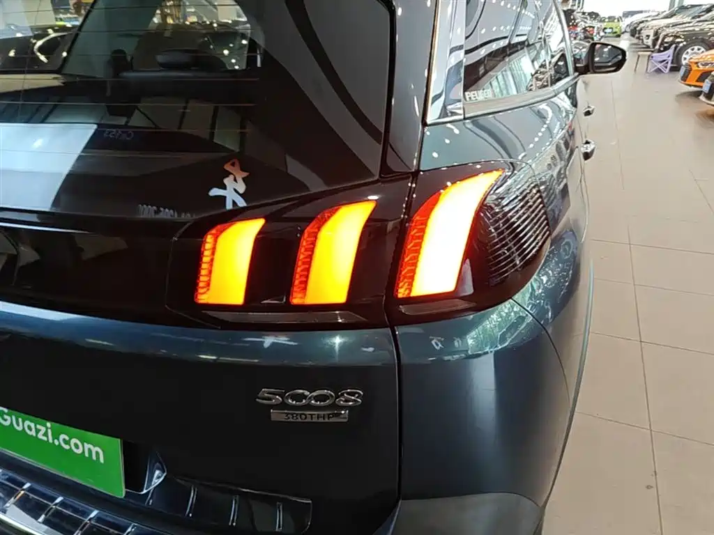 Peugeot 5008 2017 380THP 7-seat Elite Edition фото 8