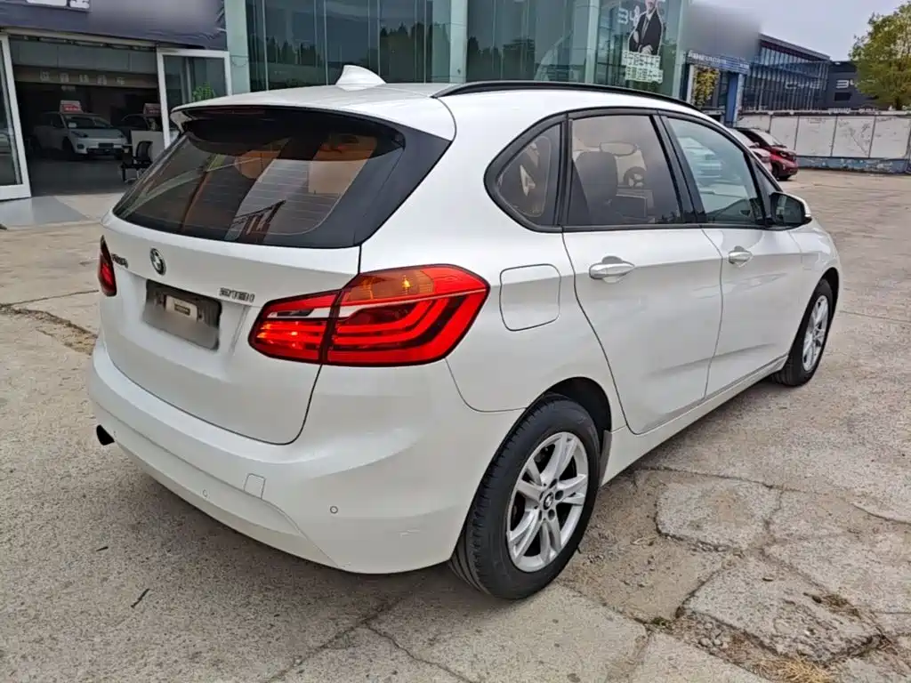 BMW 2 Series Touring 2016 2016 218i Leading