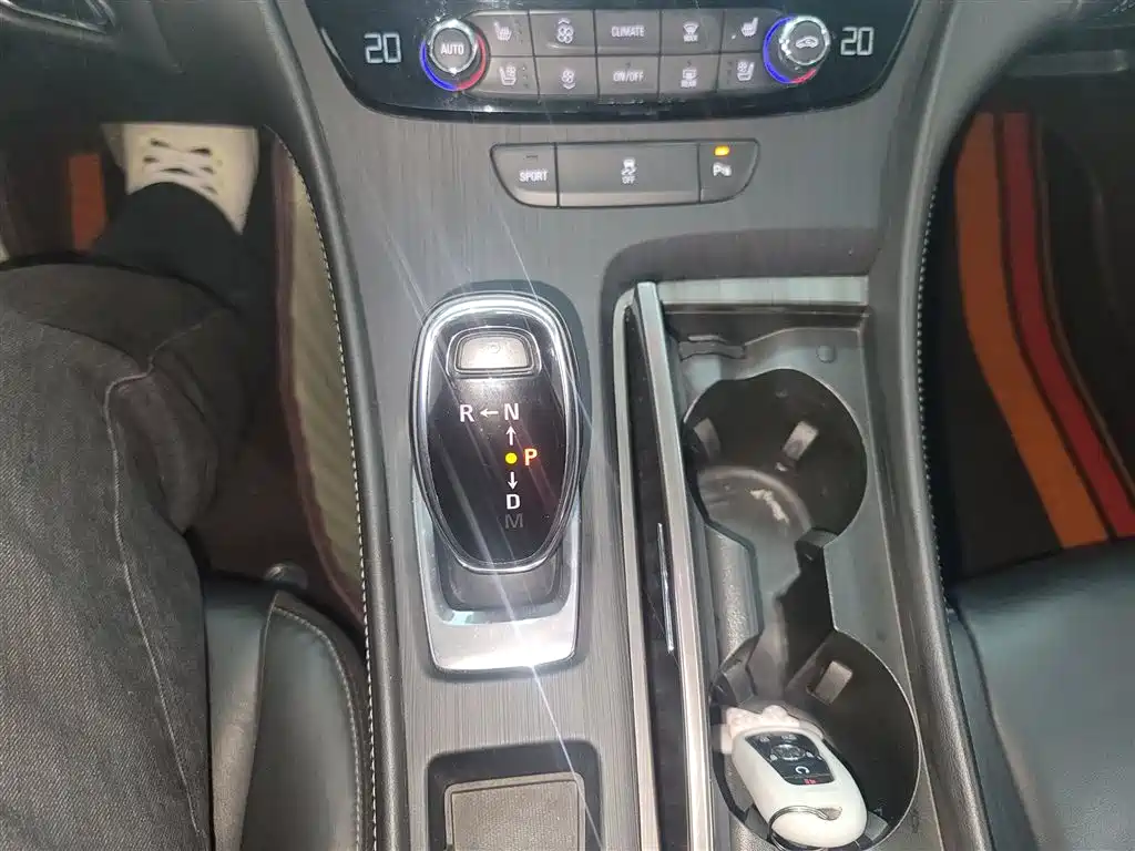 Buick LaCrosse 2018 Model 20T Elite Edition фото 14