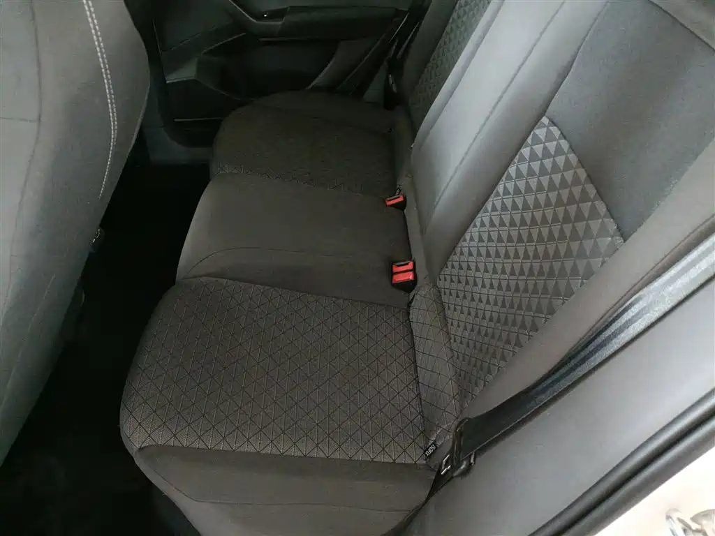 VOLKSWAGEN TU KAI