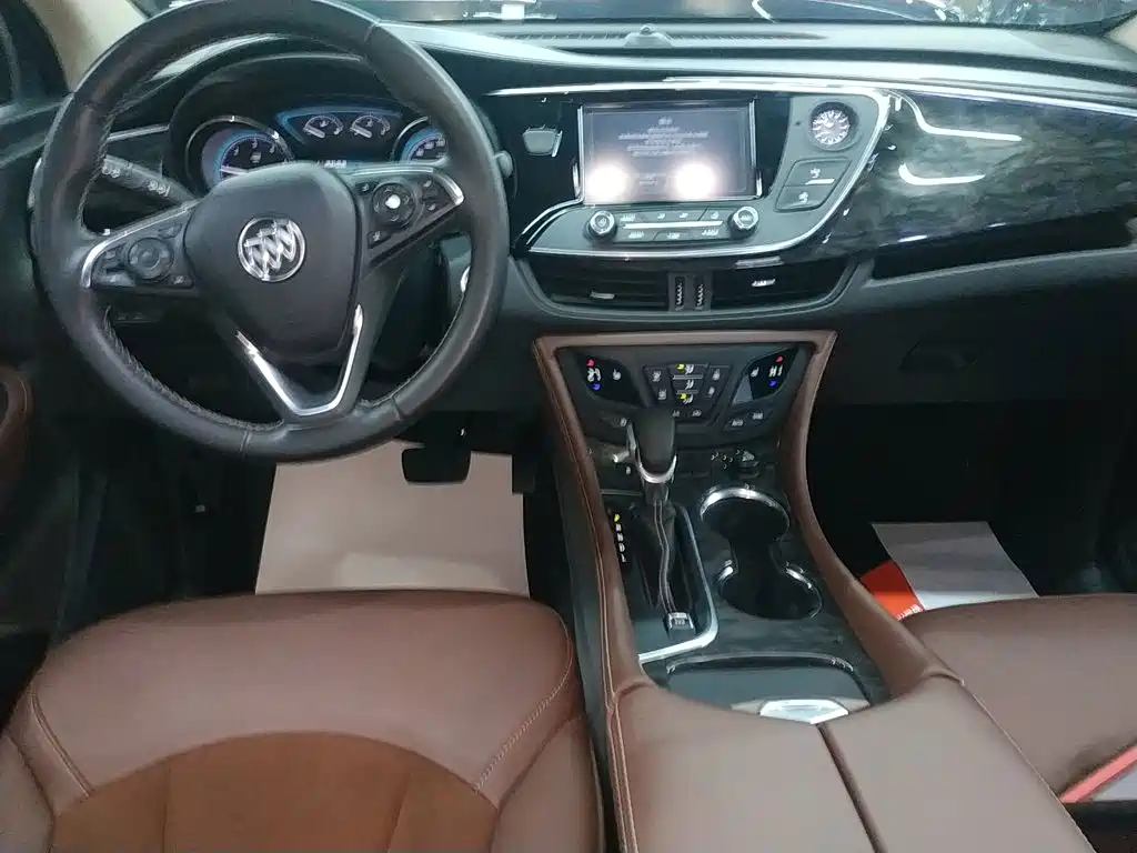 Фото 9 - Buick Envision Plus