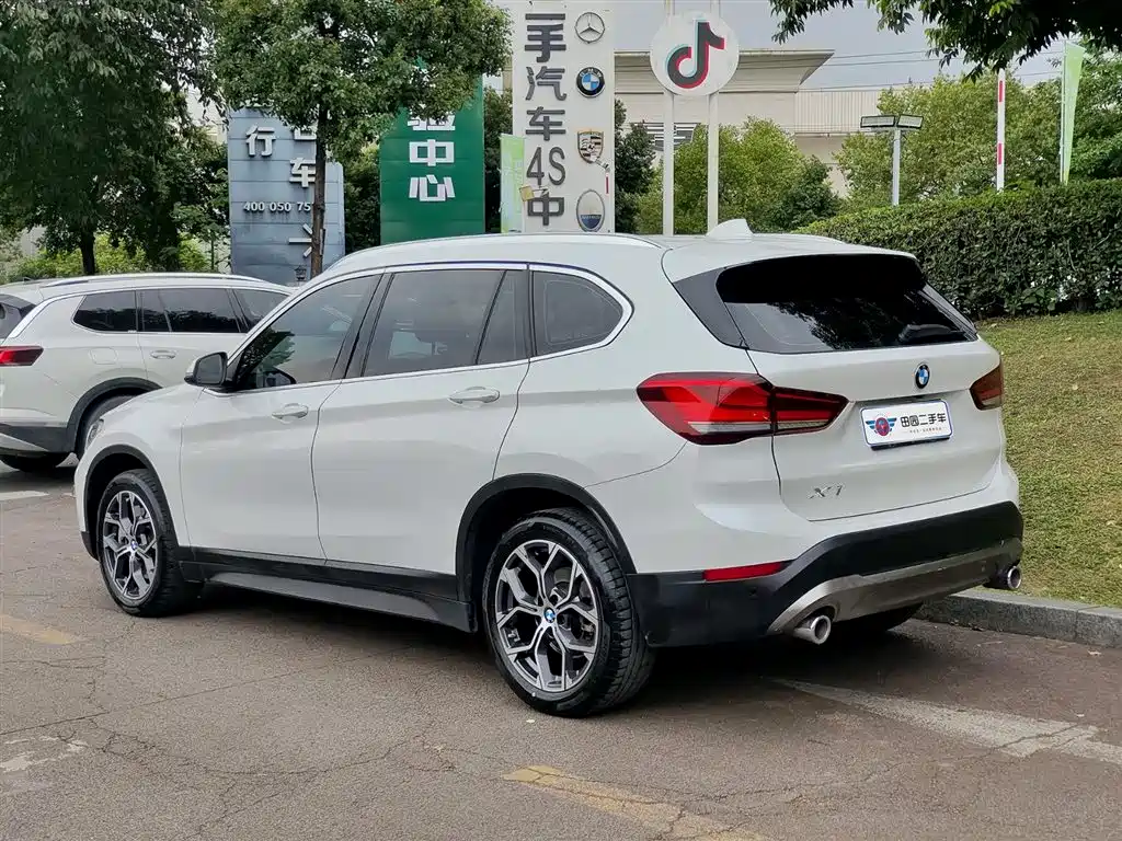 BMW X1 2021 Facelift sDrive25Li Leading фото 4