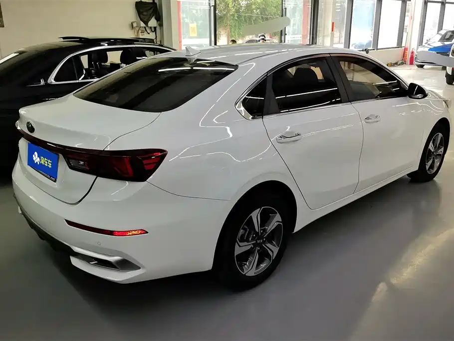 Kia K3 2019 1.5L CVT Smart Connect Edition фото 3