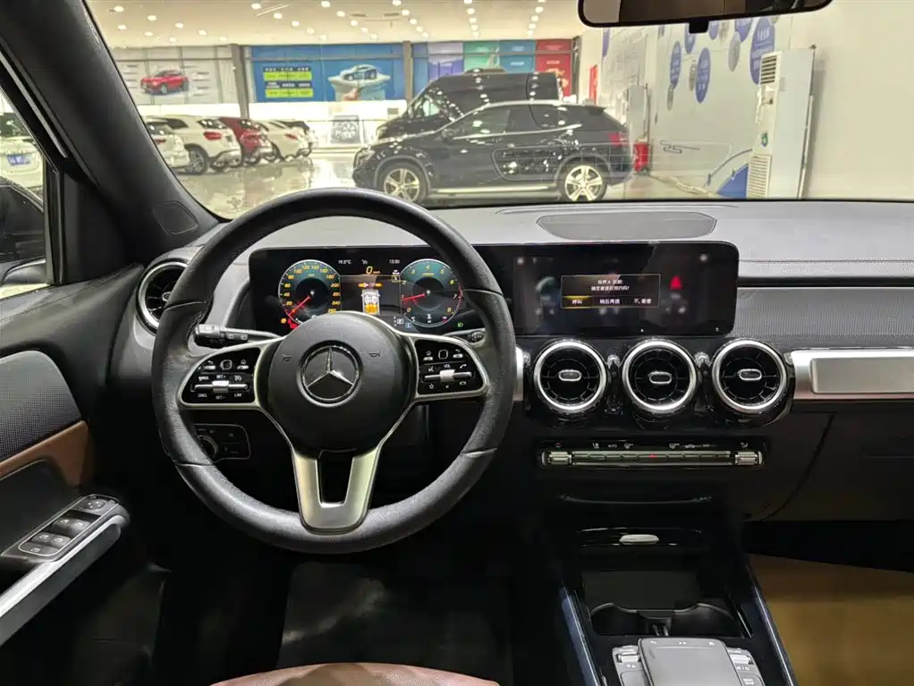Mercedes-Benz GLB 2022 Model GLB 200 Dynamic Edition фото 7